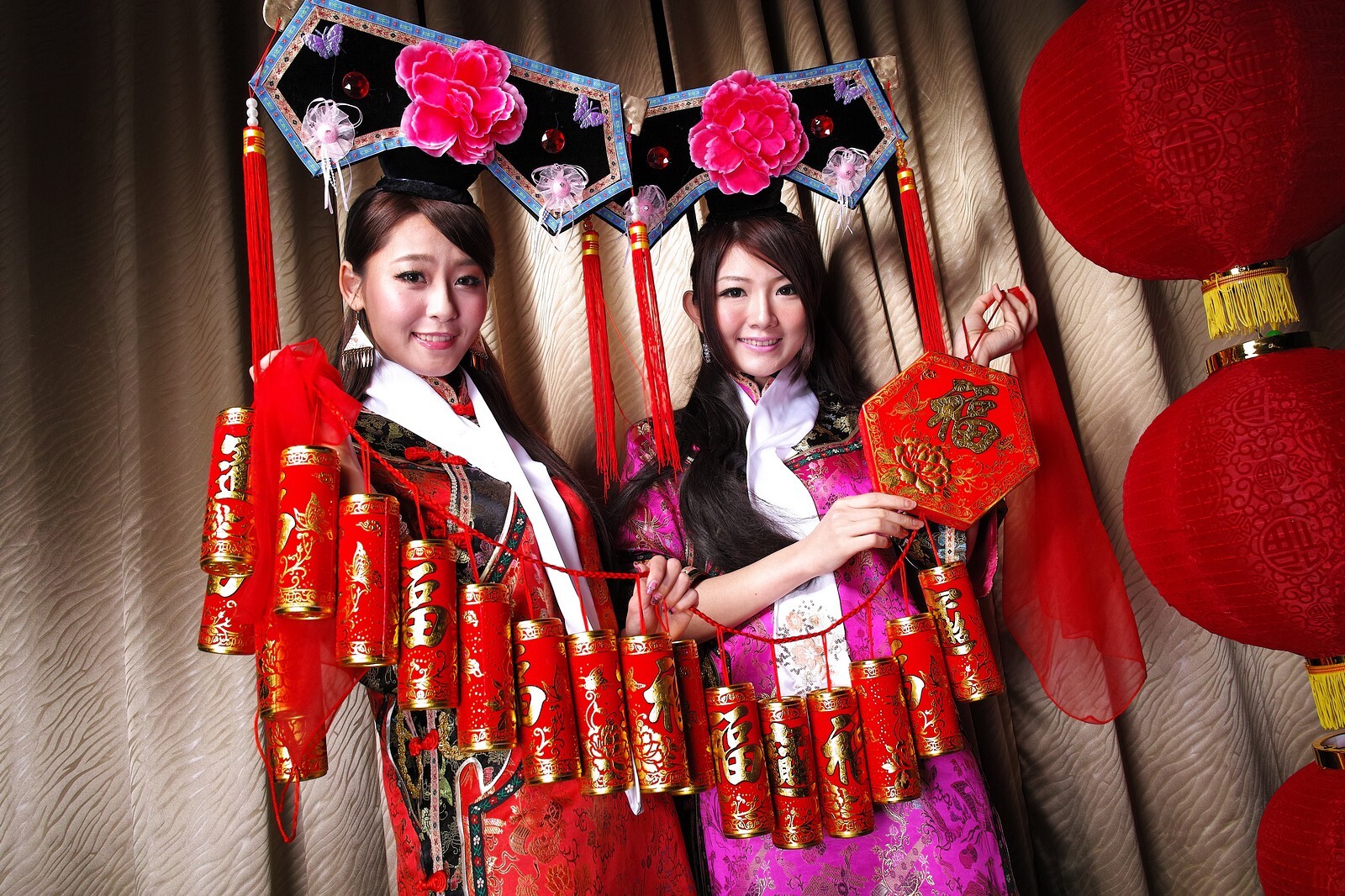 Beautyleg女神小雪&小羽 新春拜年